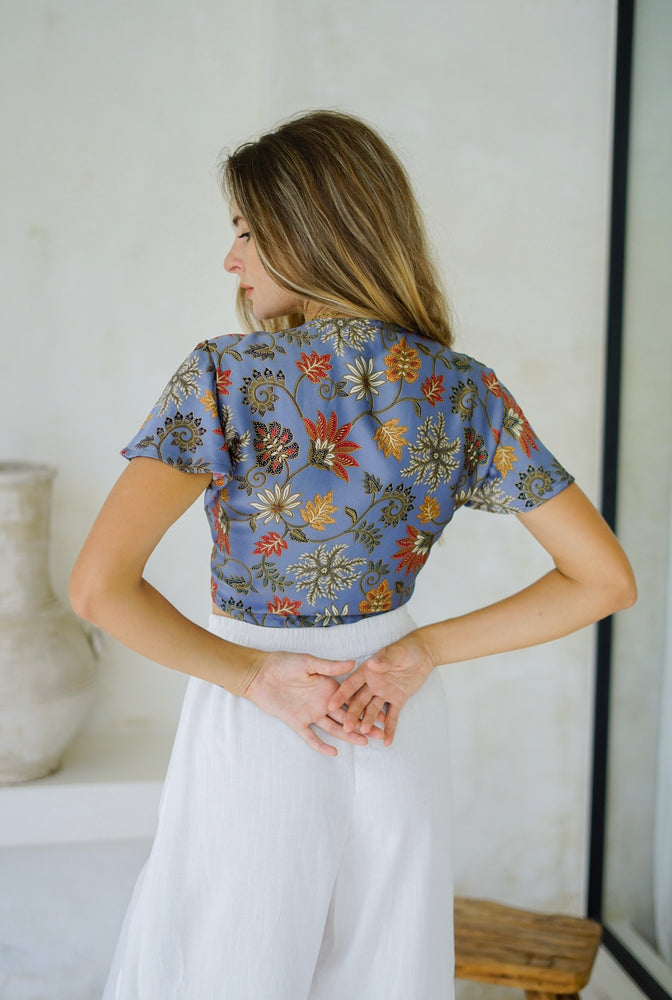 Lavender Tie Front Short Sleeve top